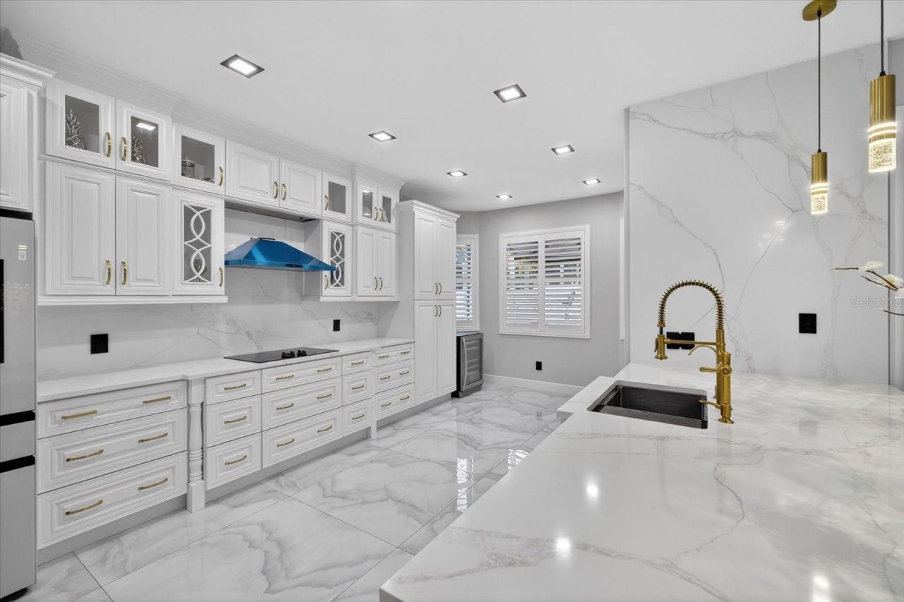 811 Sandcastle Circle, Brandon, FL 33511 Photo