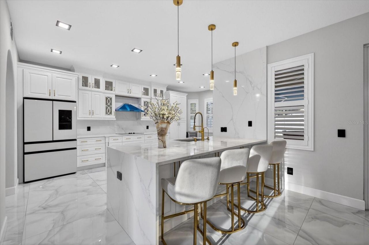 811 Sandcastle Circle, Brandon, FL 33511 Photo