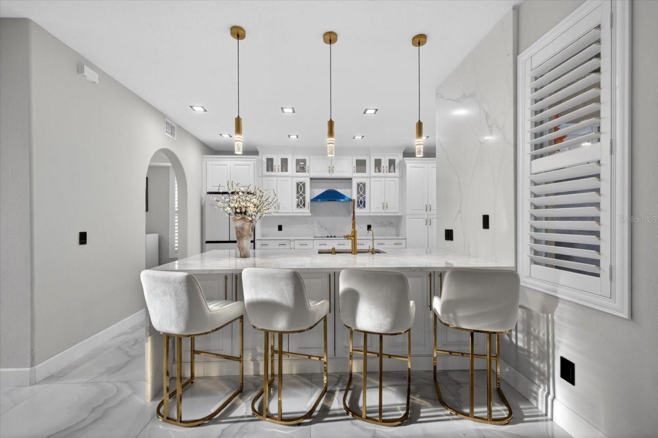 811 Sandcastle Circle, Brandon, FL 33511 Photo