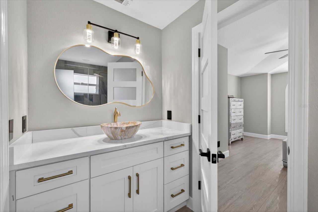 811 Sandcastle Circle, Brandon, FL 33511 Photo