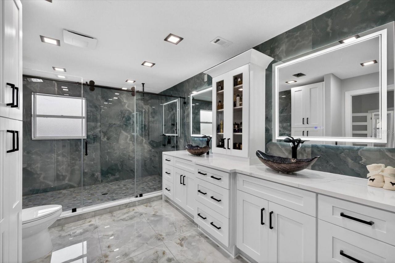 811 Sandcastle Circle, Brandon, FL 33511 Photo