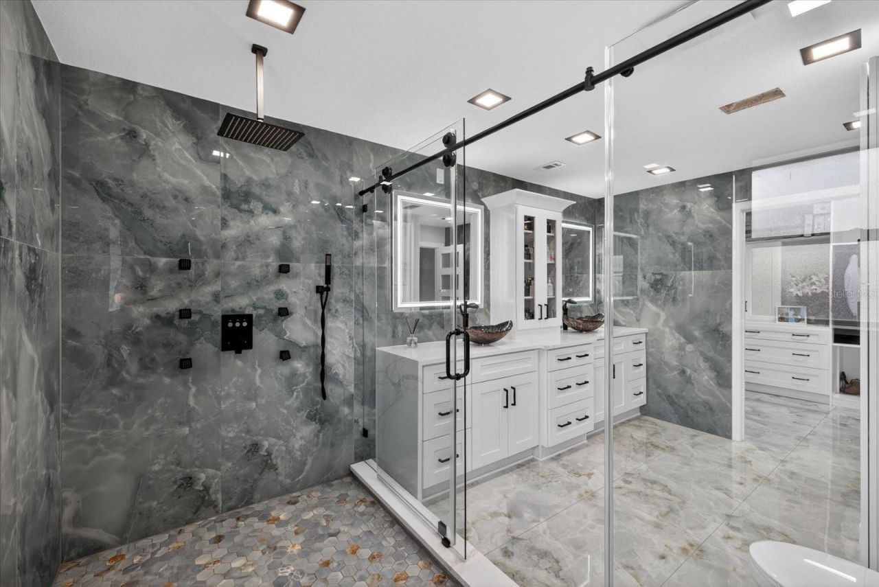 811 Sandcastle Circle, Brandon, FL 33511 Photo