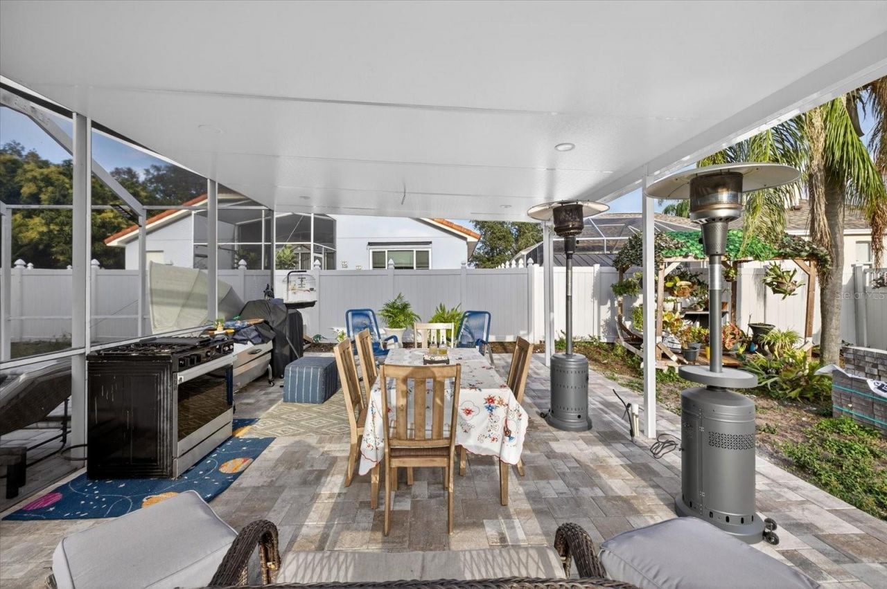 811 Sandcastle Circle, Brandon, FL 33511 Photo