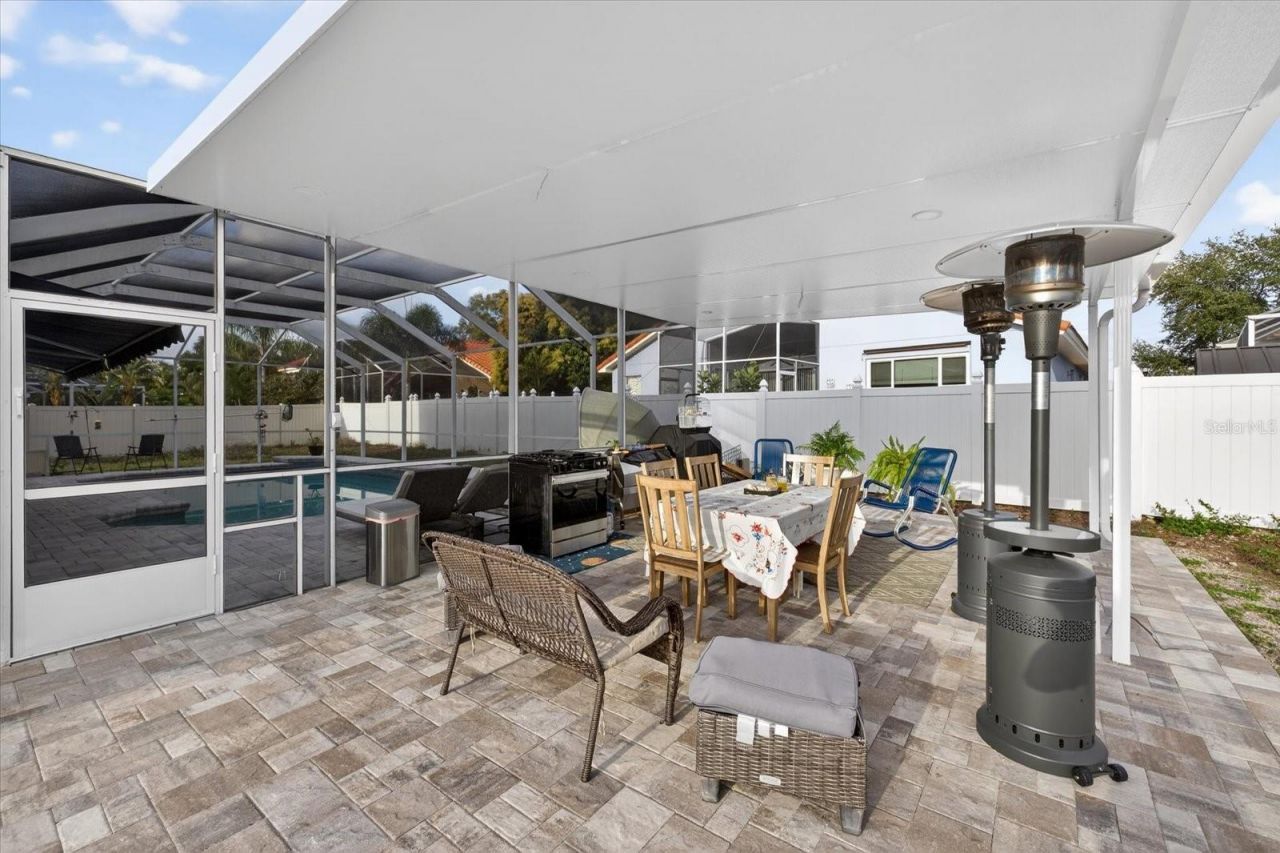 811 Sandcastle Circle, Brandon, FL 33511 Photo