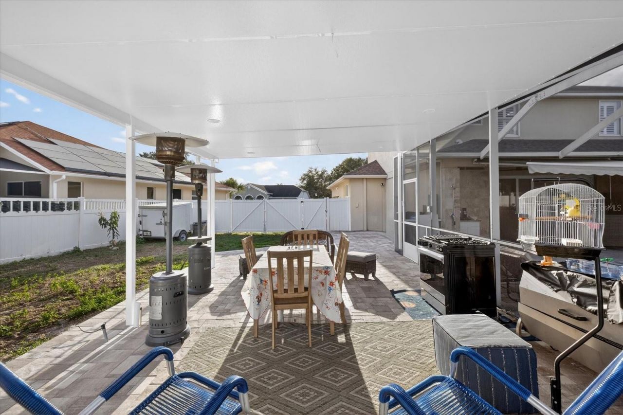 811 Sandcastle Circle, Brandon, FL 33511 Photo