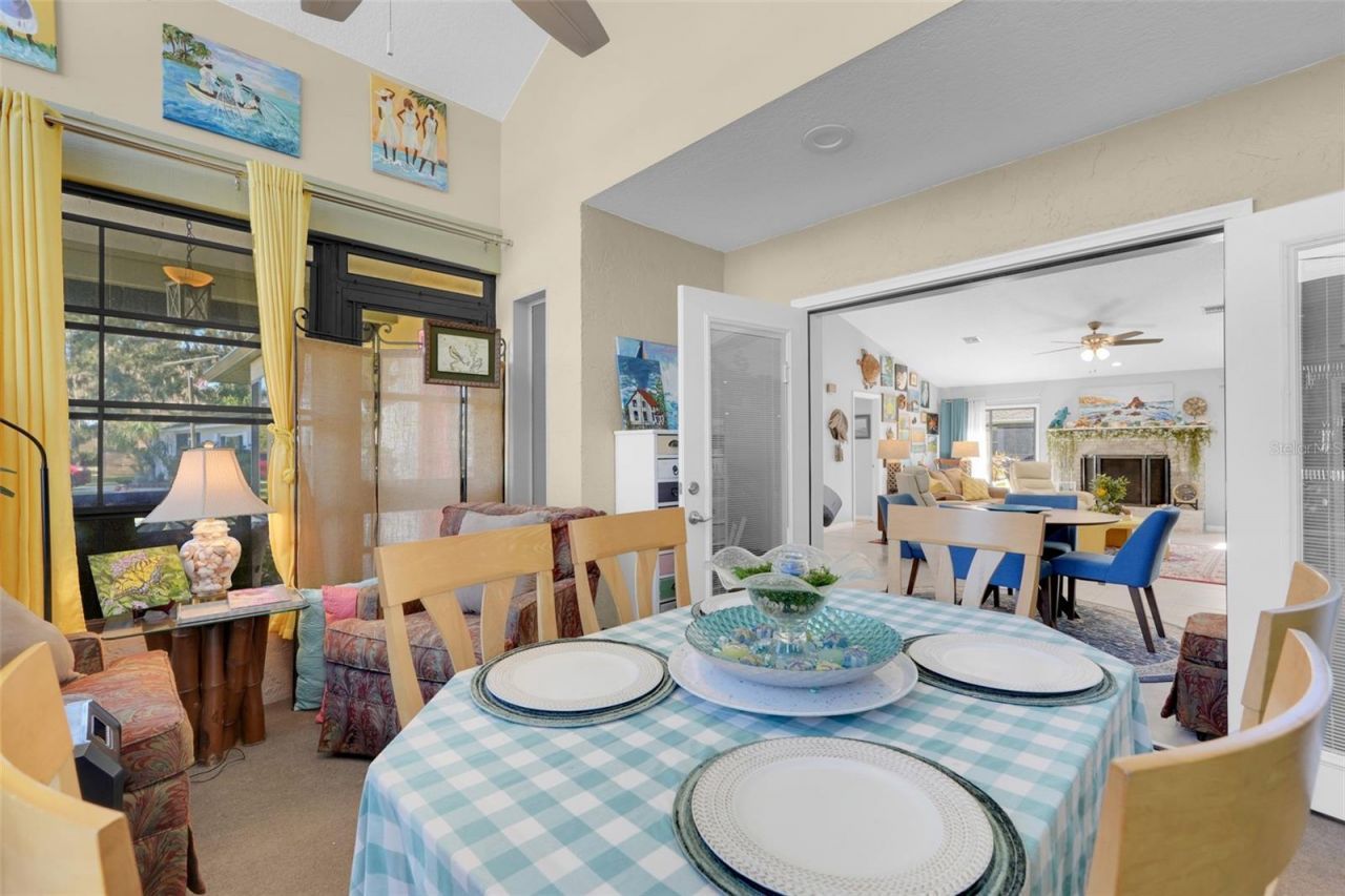 17 E Live Oak Avenue, Yalaha, FL 34797 Photo