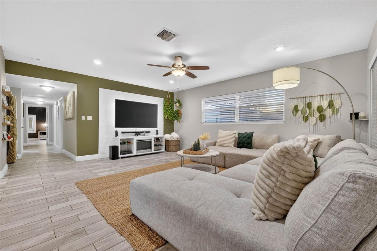 3207 Flowertree Road, Belle Isle, FL 32812 Photo