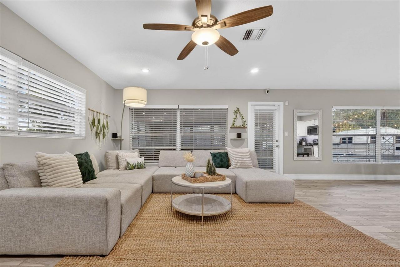 3207 Flowertree Road, Belle Isle, FL 32812 Photo