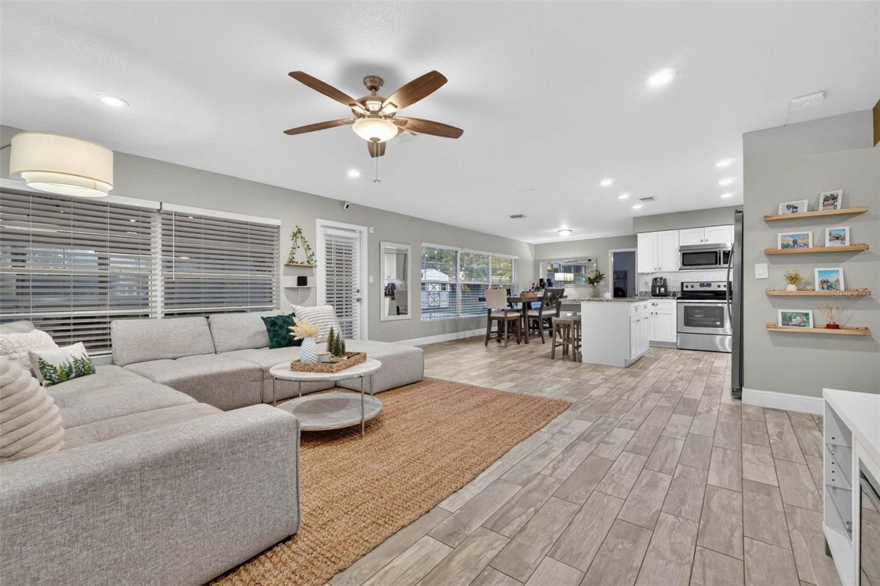 3207 Flowertree Road, Belle Isle, FL 32812 Photo