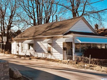 2513 I Street, Omaha, NE 68107