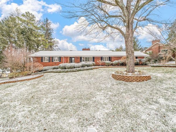 7141 Wellington Drive, Knoxville, TN 37919