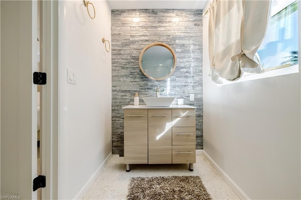 2579 Eighth Ave, Saint James City, FL 33956 Photo