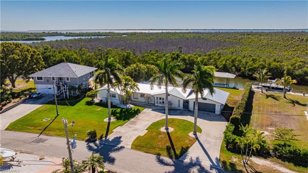 2579 Eighth Ave, Saint James City, FL 33956 Photo