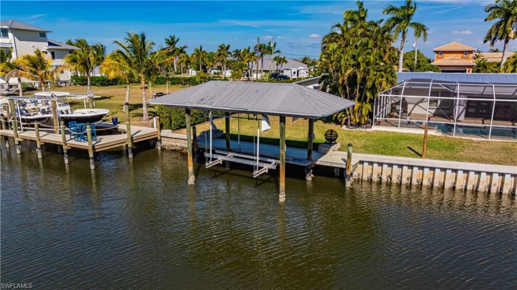 2579 Eighth Ave, Saint James City, FL 33956 Photo