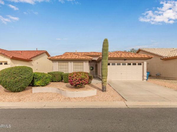 8928 E INDIANA Avenue, Sun Lakes, AZ 85248