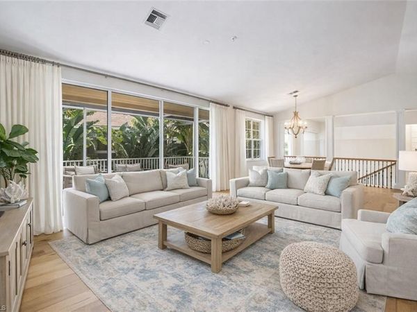 611 10th AVE S, Unit B2, NAPLES, FL 34102