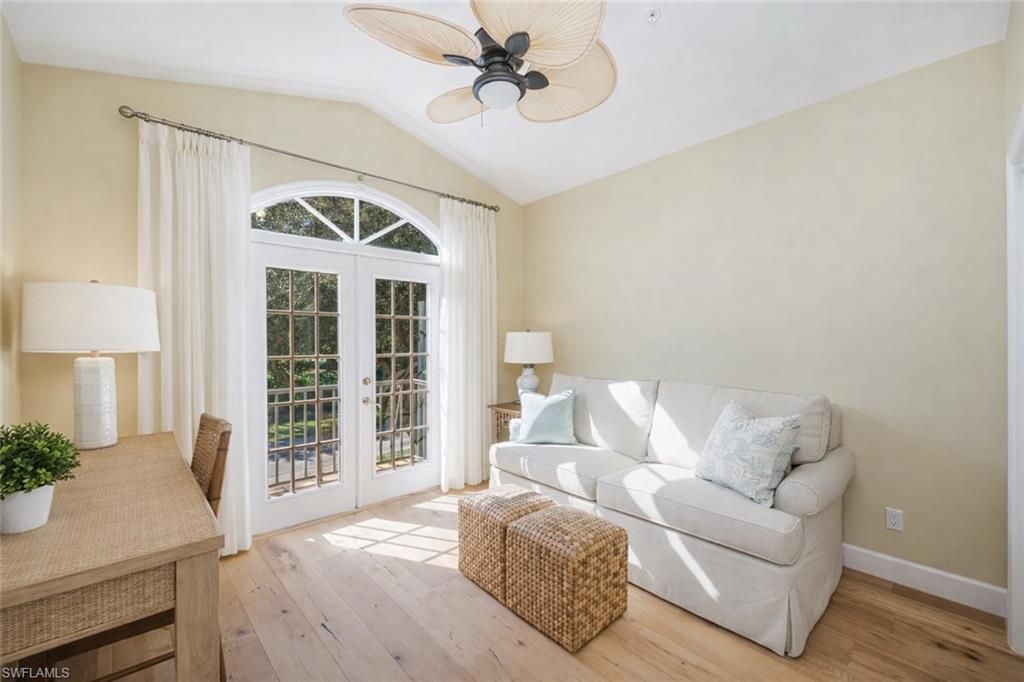 611 10th Ave S, Unit B2, Naples, FL 34102 Photo