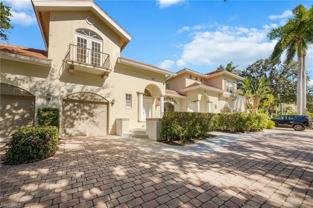 611 10th Ave S, Unit B2, Naples, FL 34102 Photo
