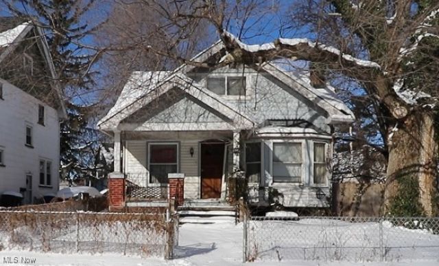 2300 Roanoke Avenue, Cleveland, OH 44109 Main Photo