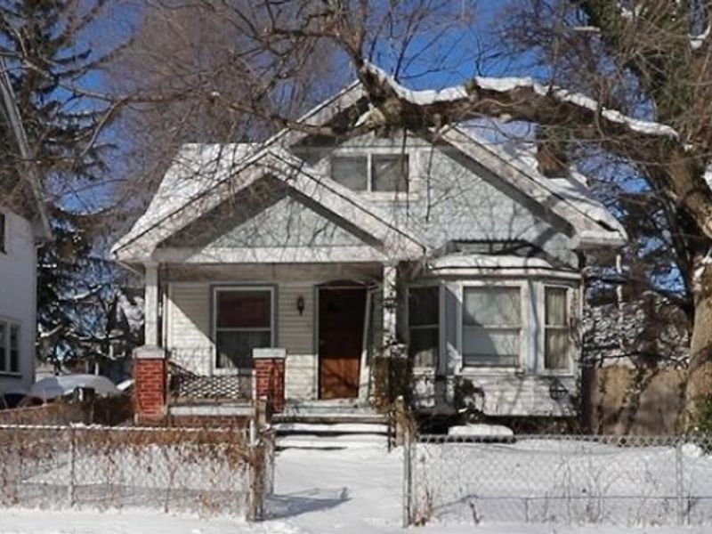 2300 Roanoke Avenue, Cleveland, OH 44109 Photo 1