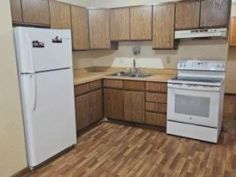 3791 Farm Brook Lane, Columbus, OH 43204 Photo 2