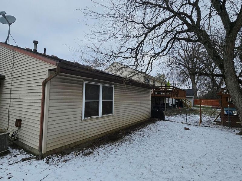 3791 Farm Brook Lane, Columbus, OH 43204 Photo 9