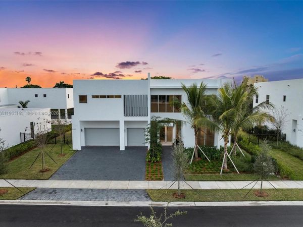 16710 N Botaniko Dr N , Weston, FL 33326