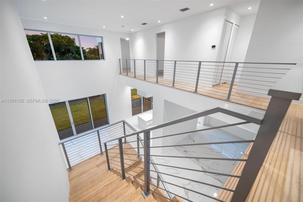 16710 N Botaniko Dr N , Weston, FL 33326 Photo