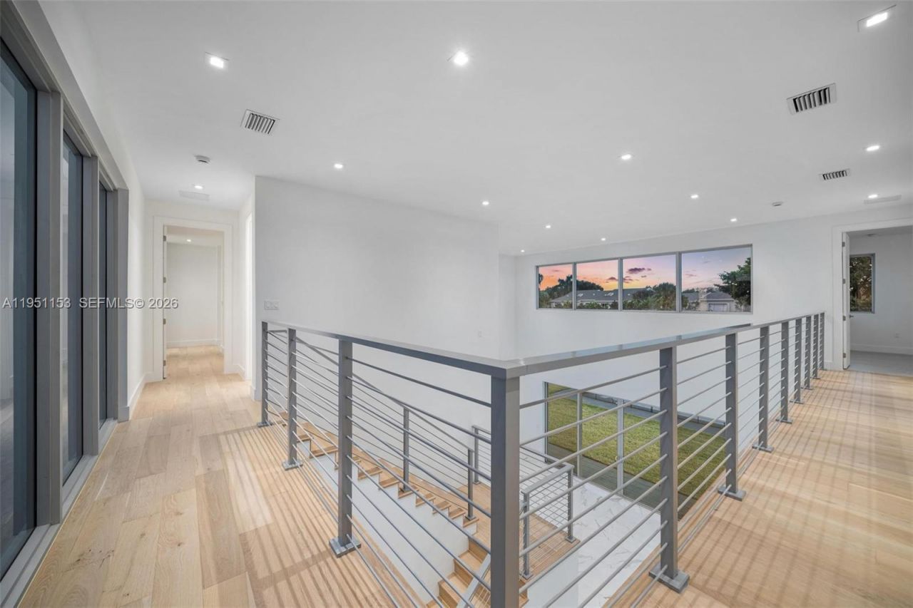 16710 N Botaniko Dr N , Weston, FL 33326 Photo