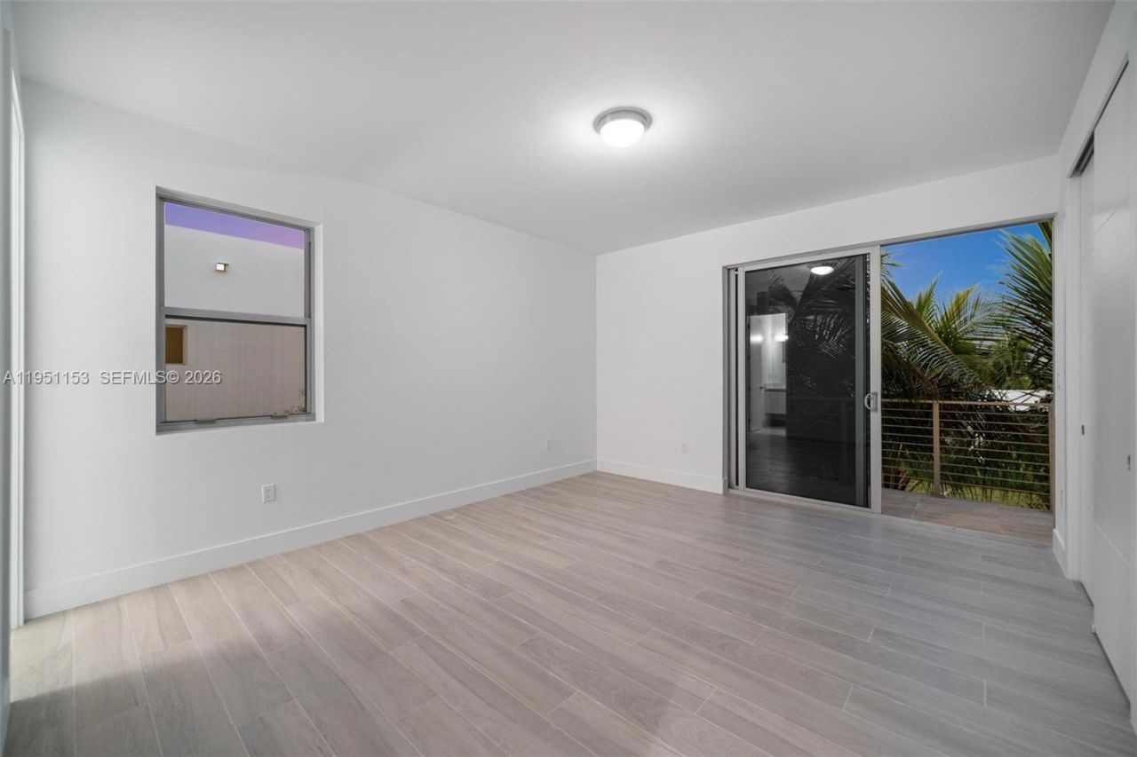 16710 N Botaniko Dr N , Weston, FL 33326 Photo