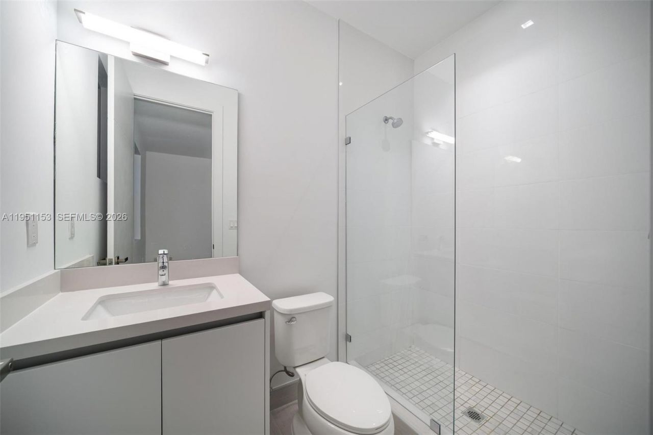 16710 N Botaniko Dr N , Weston, FL 33326 Photo