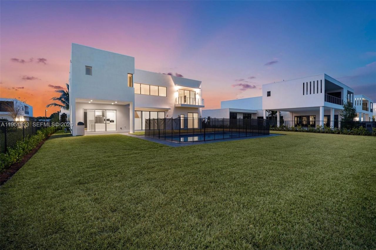 16710 N Botaniko Dr N , Weston, FL 33326 Photo