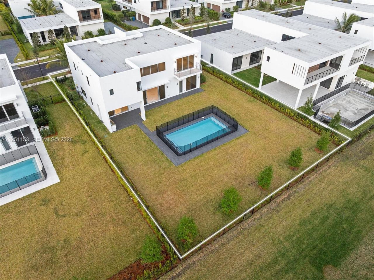 16710 N Botaniko Dr N , Weston, FL 33326 Photo