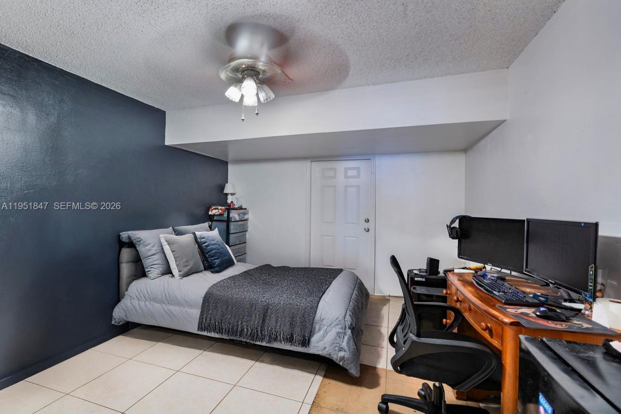 20537 NE 6th Ct, Miami, FL 33179 Photo