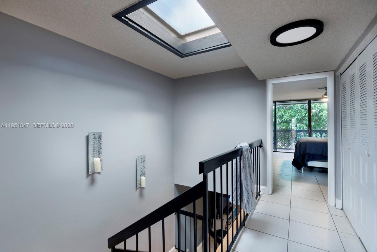 20537 NE 6th Ct, Miami, FL 33179 Photo