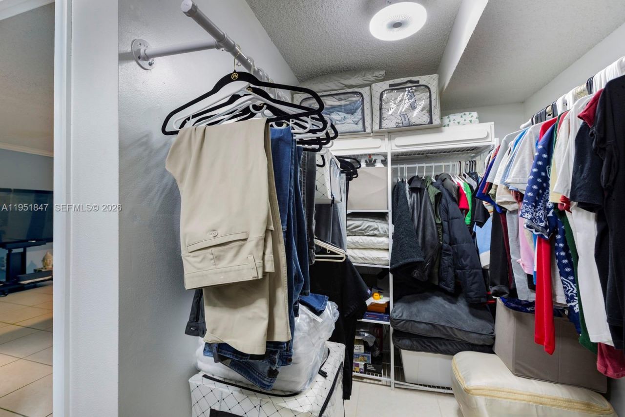 20537 NE 6th Ct, Miami, FL 33179 Photo