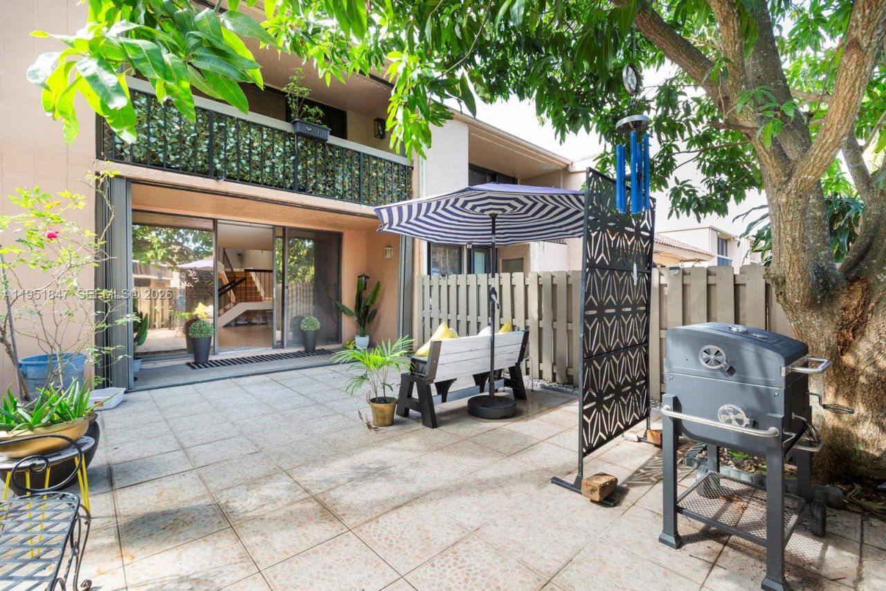 20537 NE 6th Ct, Miami, FL 33179 Photo