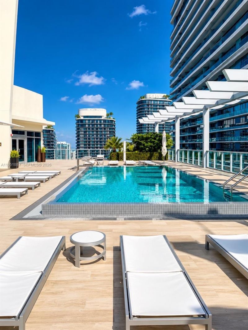 1100 S Miami Ave, Unit 2111, Miami, FL 33130 Photo