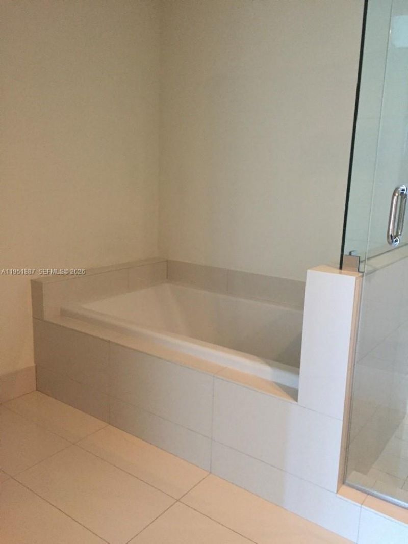 1100 S Miami Ave , Unit 2111, Miami, FL 33130 Photo