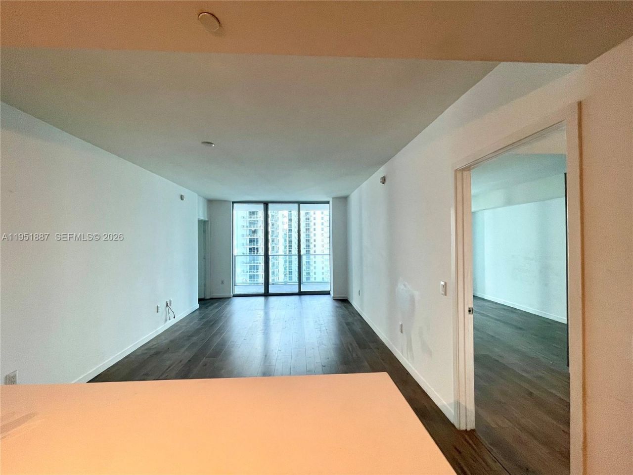 1100 S Miami Ave , Unit 2111, Miami, FL 33130 Photo