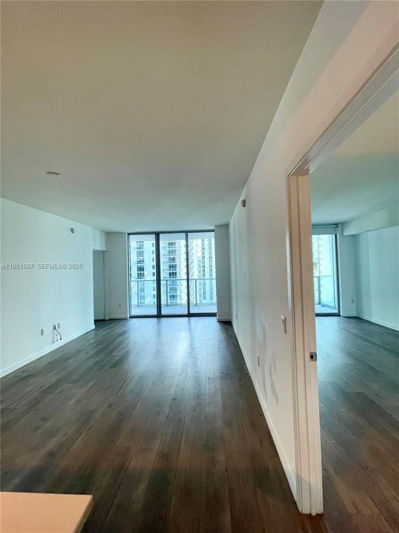 1100 S Miami Ave , Unit 2111, Miami, FL 33130 Photo