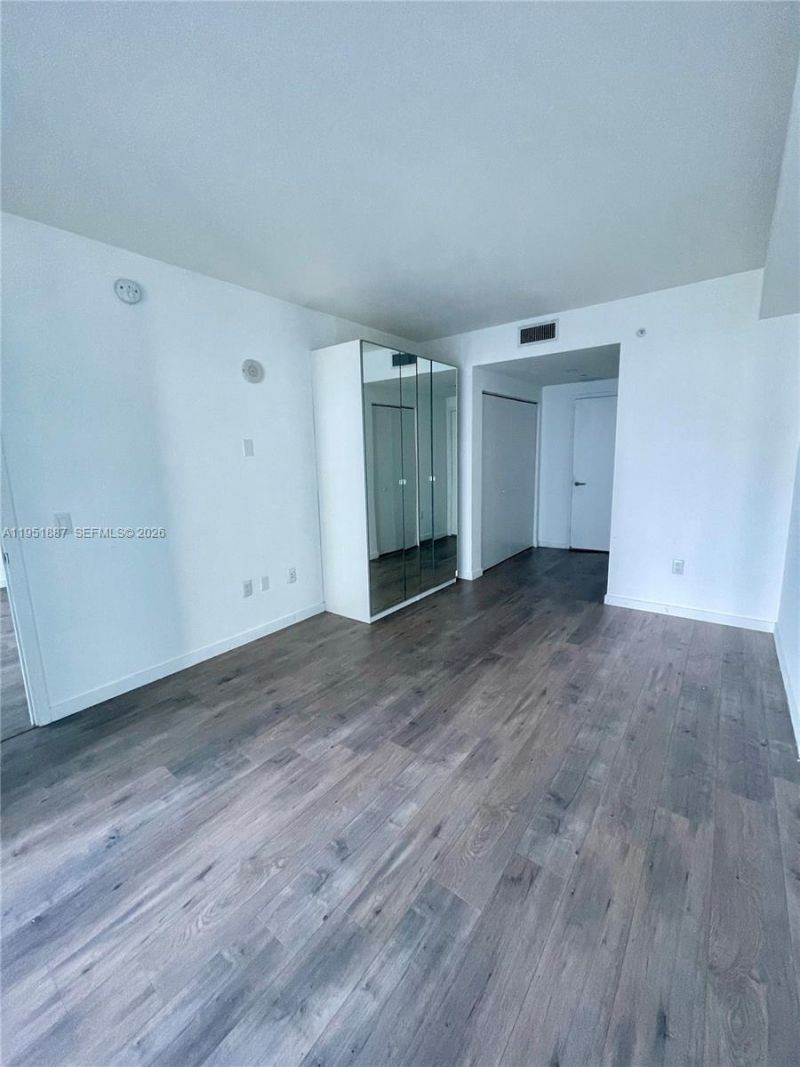 1100 S Miami Ave , Unit 2111, Miami, FL 33130 Photo