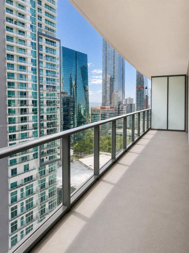 1100 S Miami Ave, Unit 2111, Miami, FL 33130 Photo
