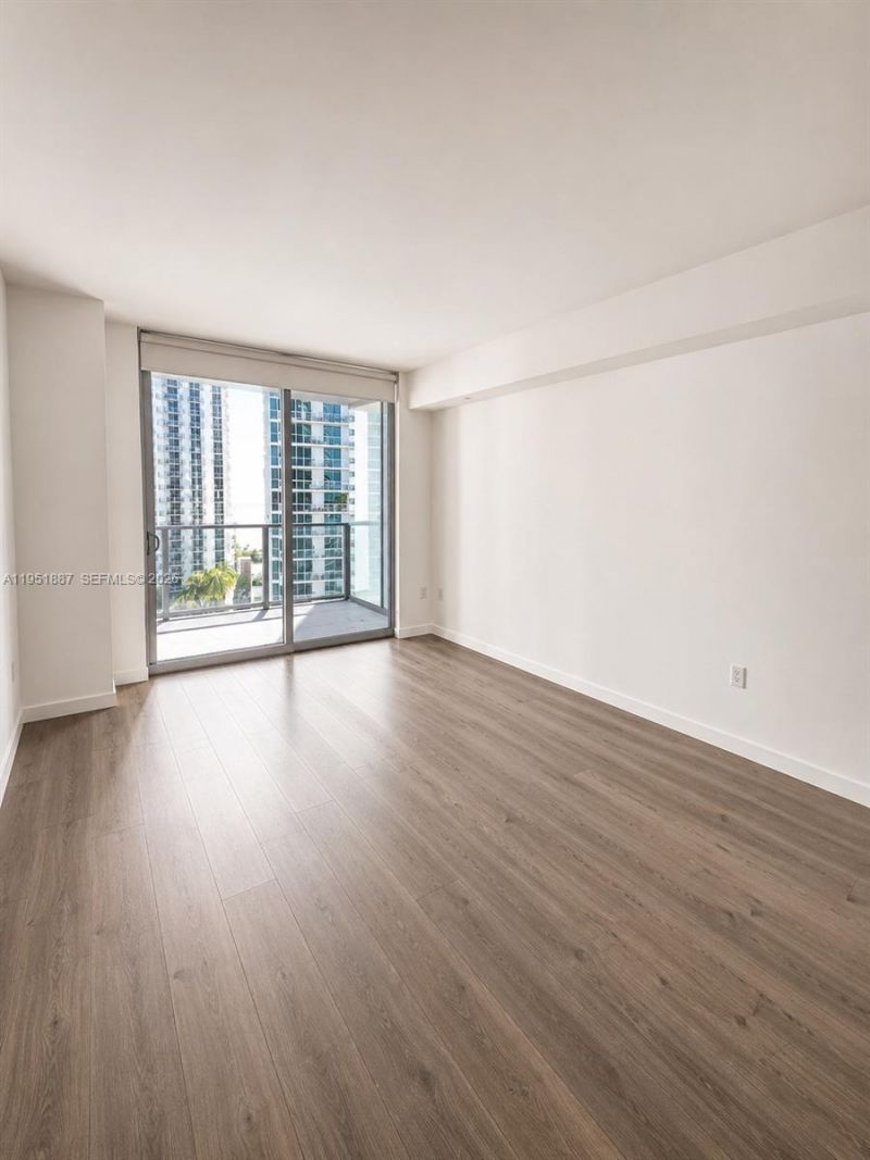 1100 S Miami Ave, Unit 2111, Miami, FL 33130 Photo