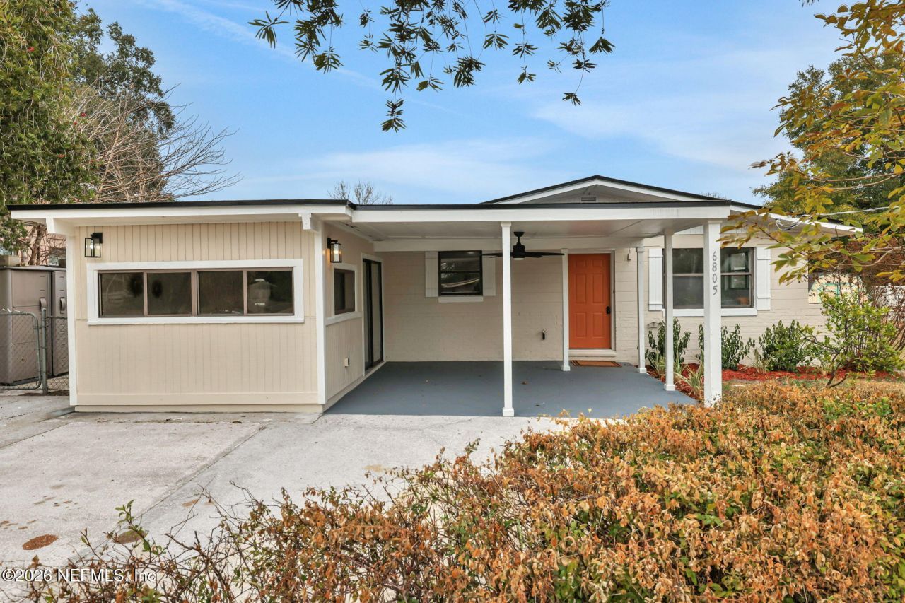 6805 Tom Thumb Drive, Jacksonville, FL 32210 Main Photo