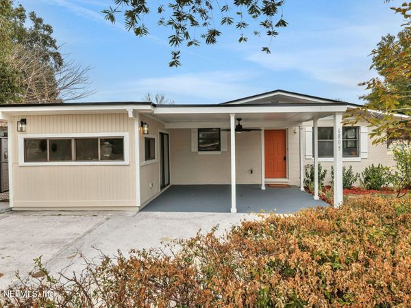 6805 TOM THUMB Drive, Jacksonville, FL 32210