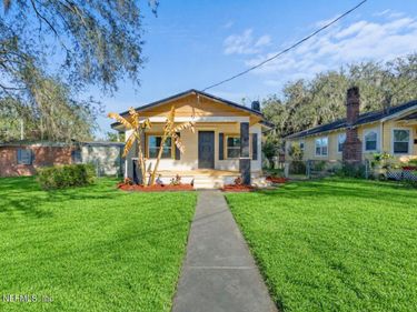 7625 N NORTH SHORE Drive, Jacksonville, FL 32208