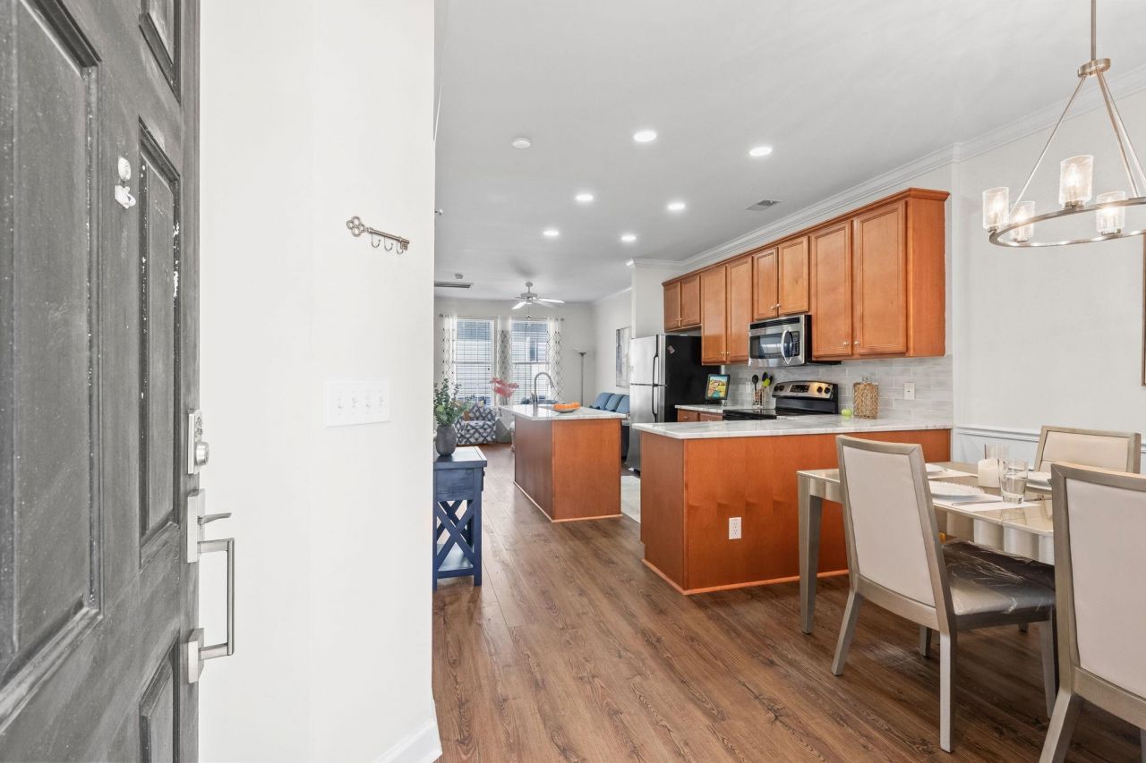 3500 Alexandria Ave. Photo 10