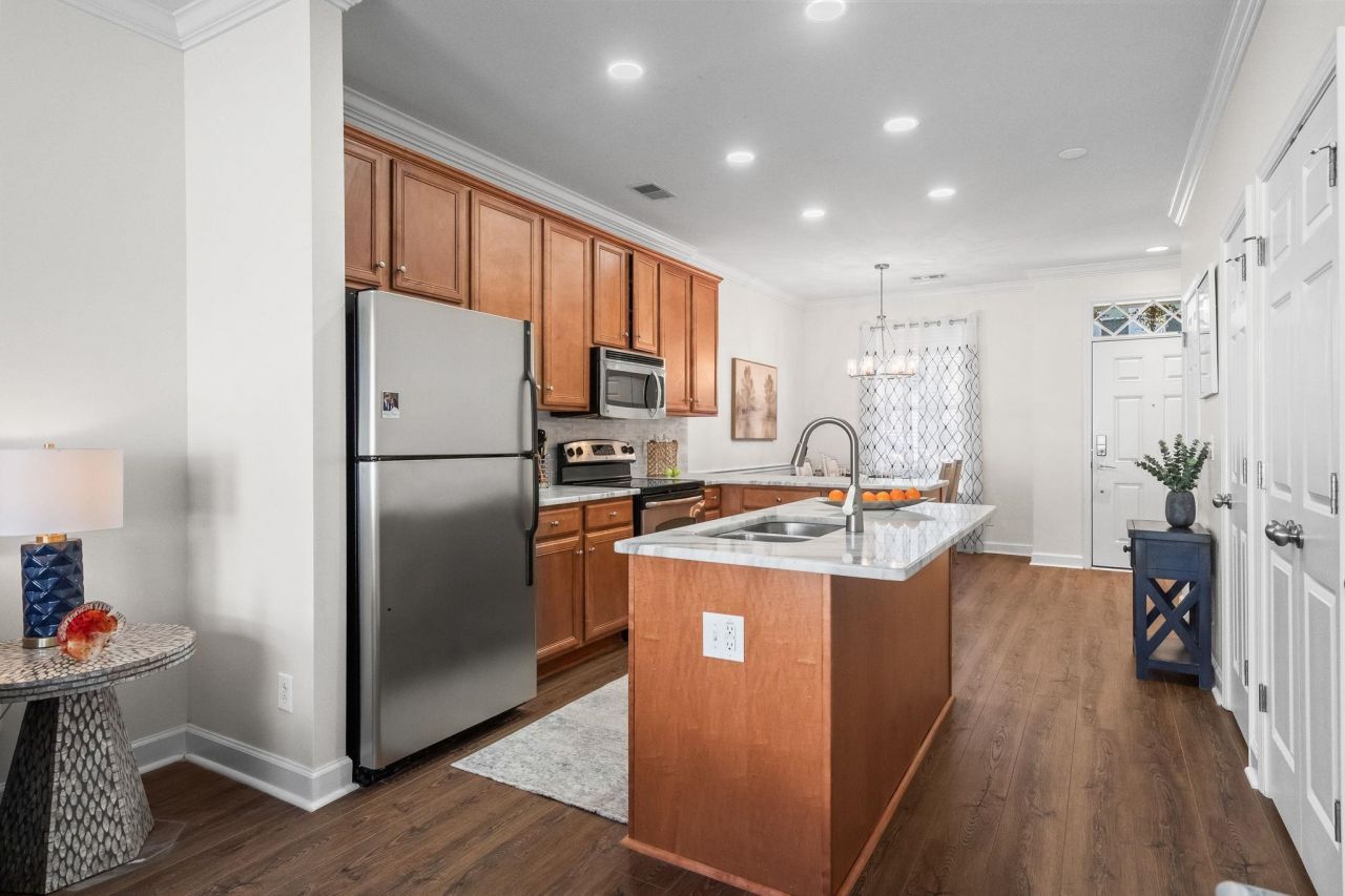 3500 Alexandria Ave. Photo 16