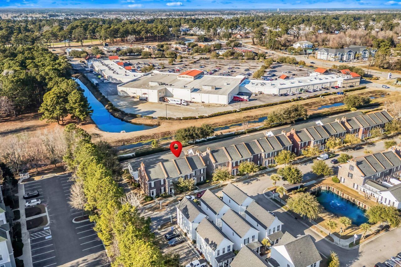 3500 Alexandria Ave. Photo 2